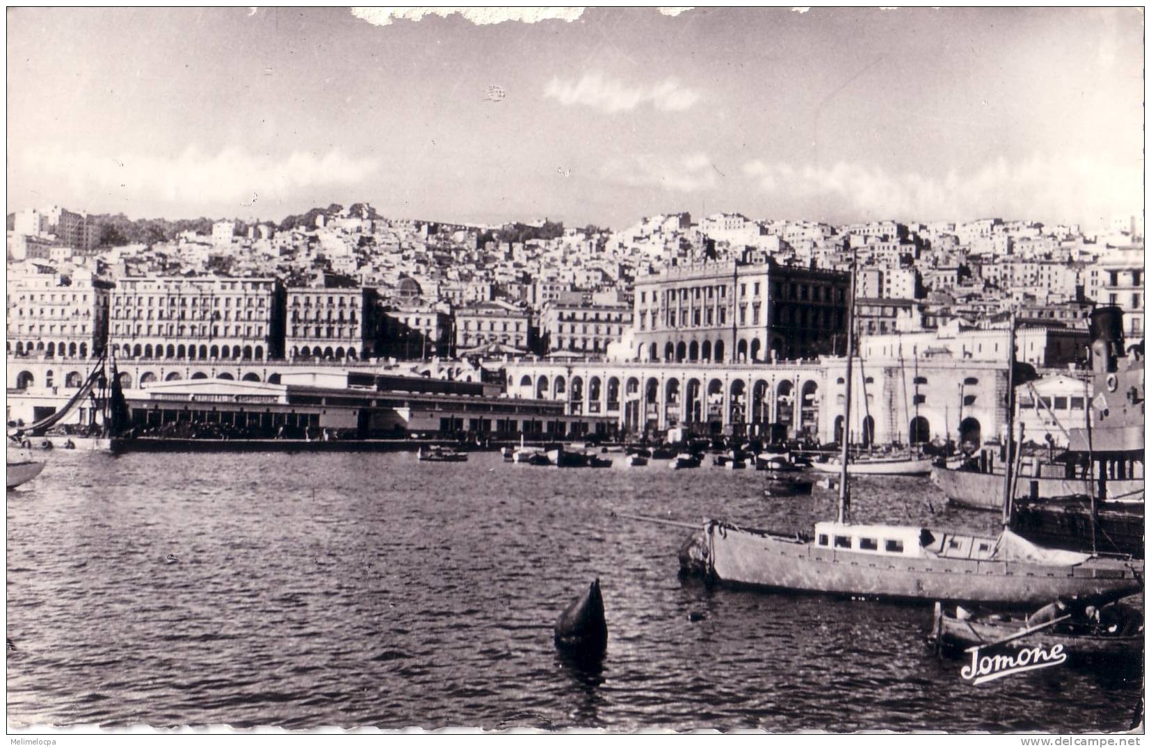Archive visuelle PRISMA liée à Alger